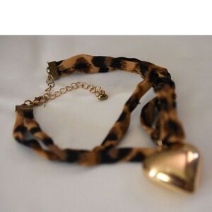Voguish Leopard Print Scarf Gold Tone Heart Charm 14" Choker Statement Necklace